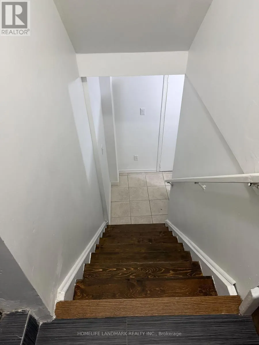 1226 WINDBROOK GROVE