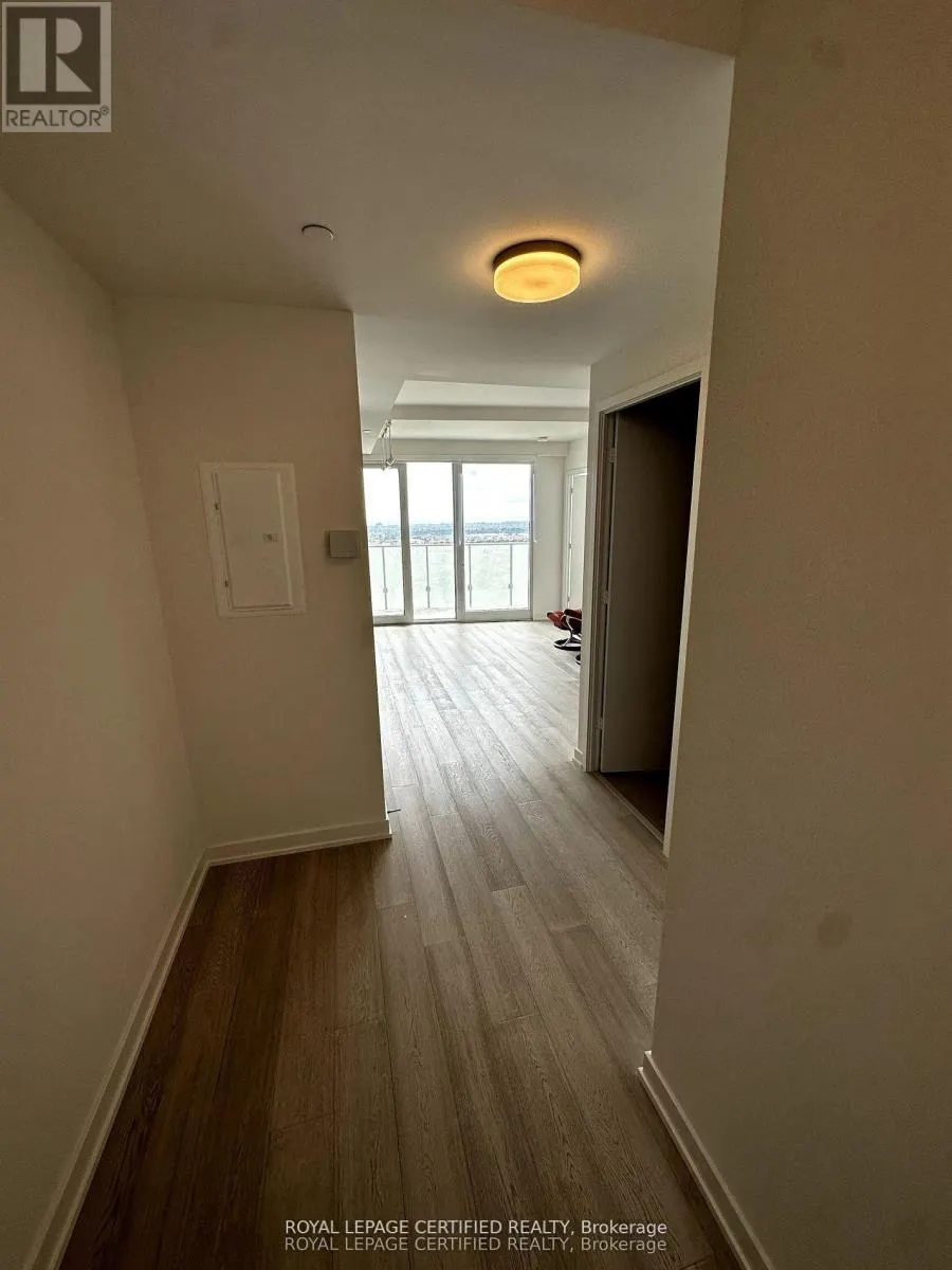 2109 - 3883 QUARTZ ROAD