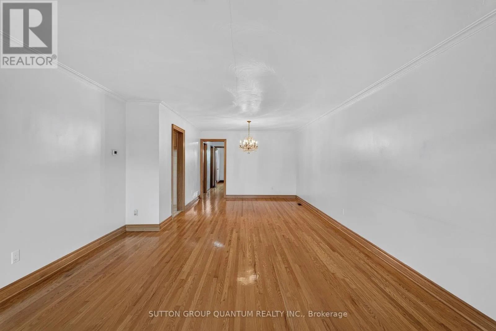 3697 BROOMHILL CRESCENT