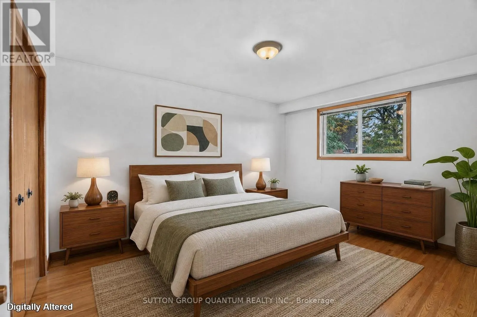 3697 BROOMHILL CRESCENT