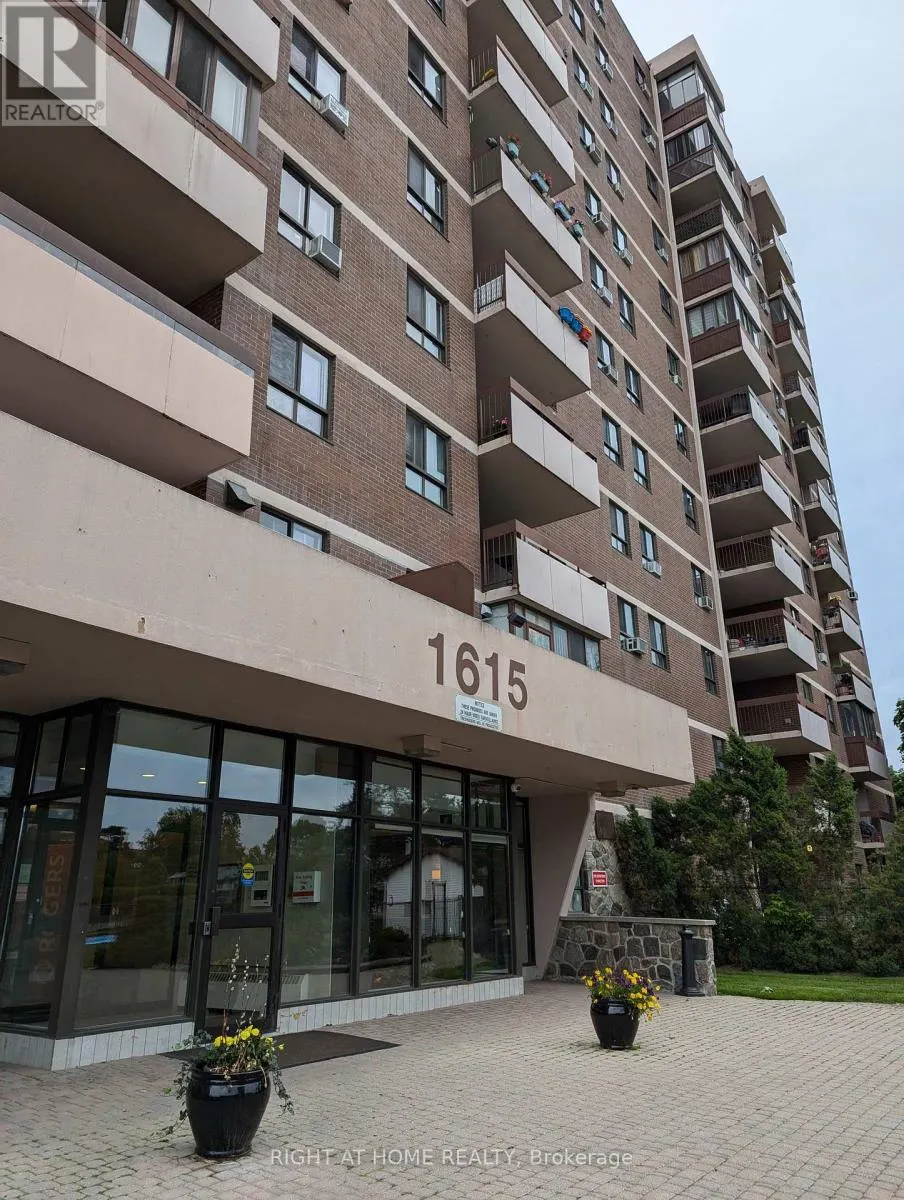 708 - 1615 BLOOR STREET N