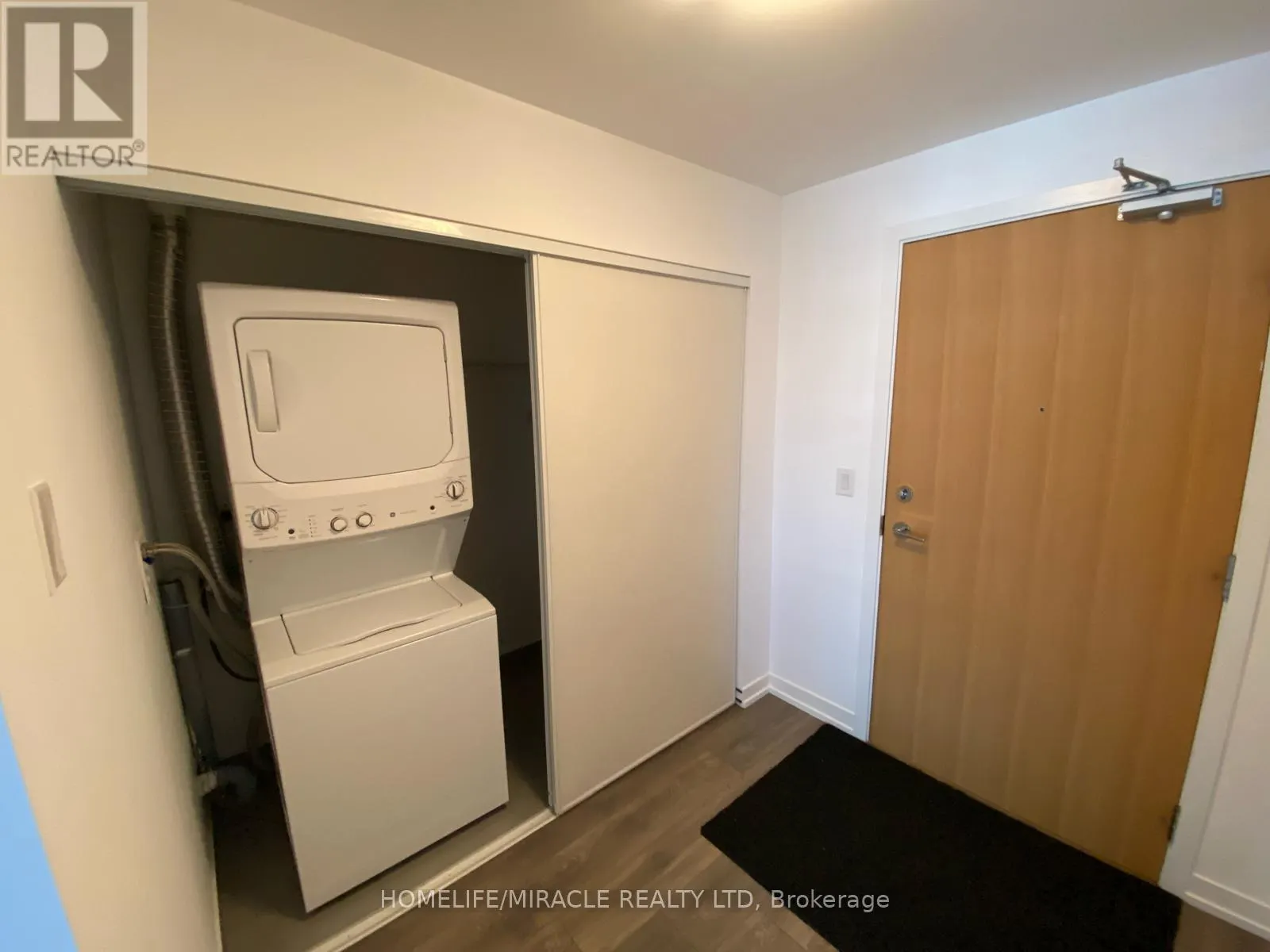 701 - 2520 EGLINTON AVENUE W
