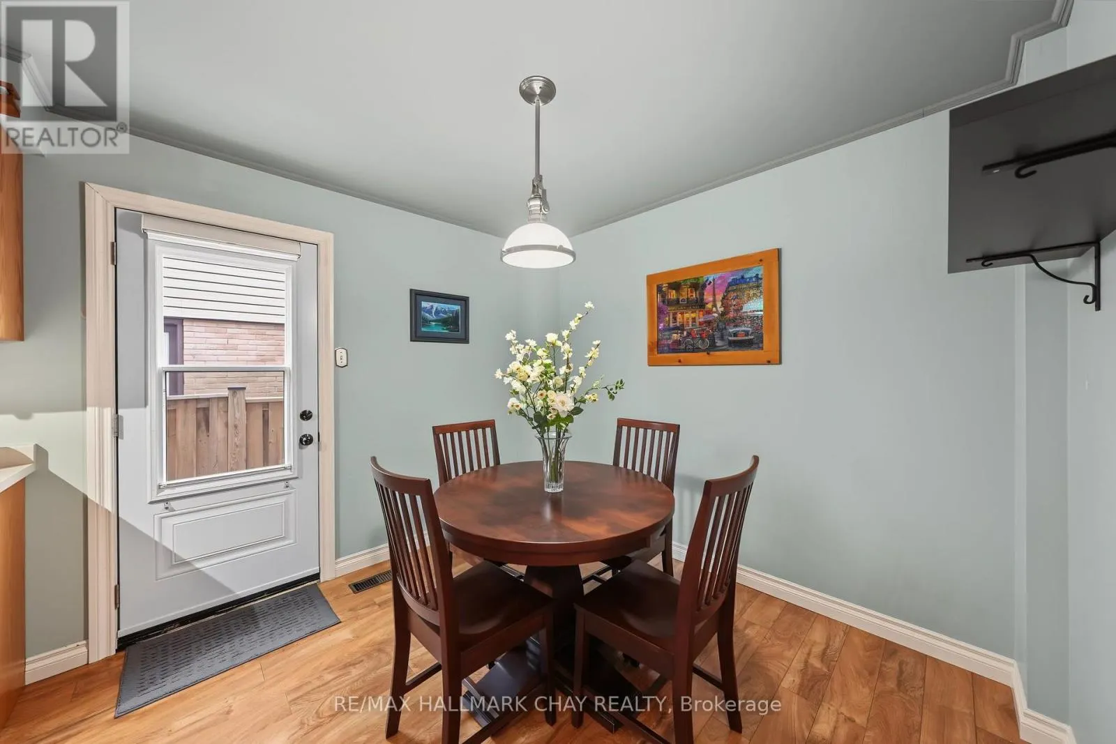57 NEWBRIDGE CRESCENT