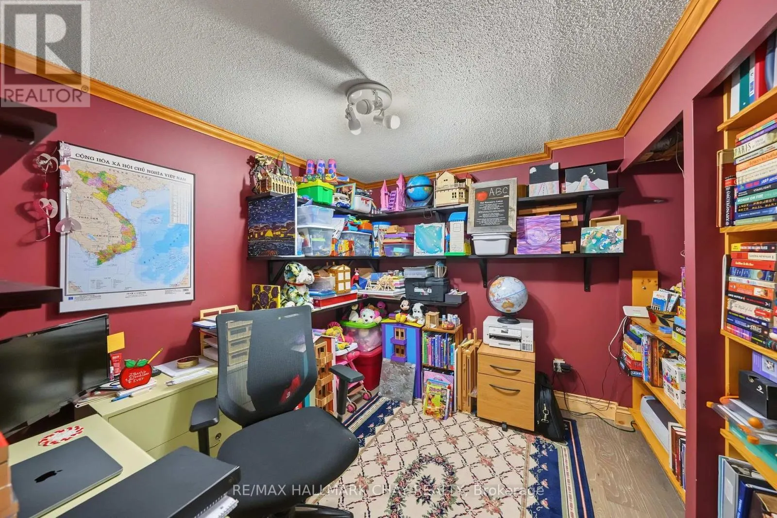 57 NEWBRIDGE CRESCENT