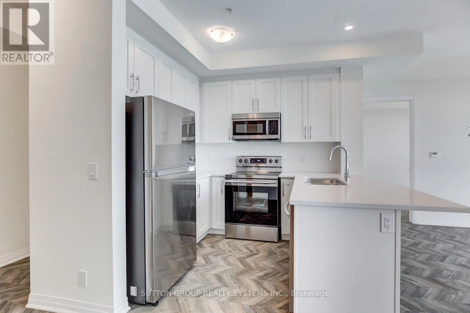 301 - 1105 LEGER WAY