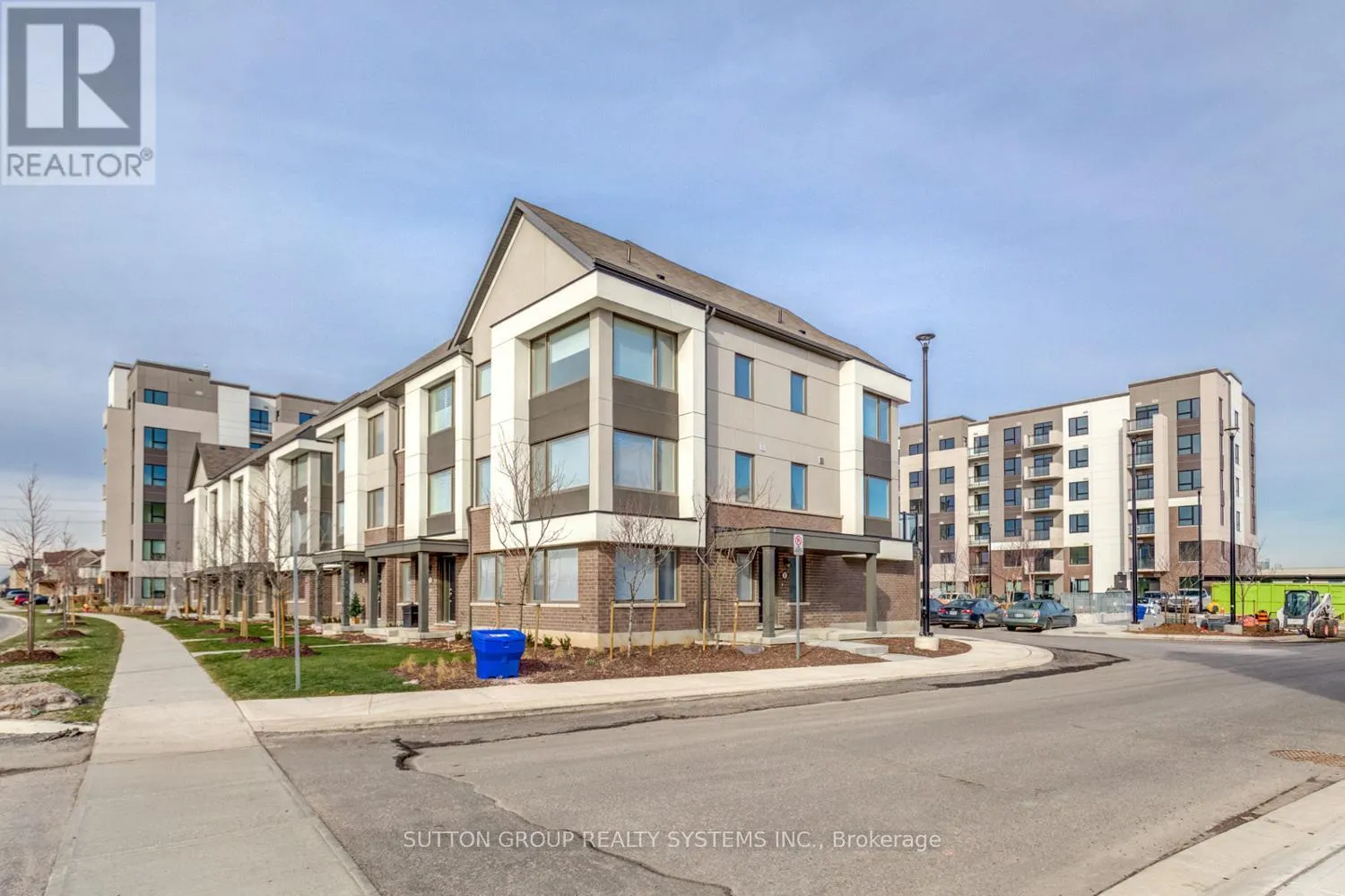 301 - 1105 LEGER WAY
