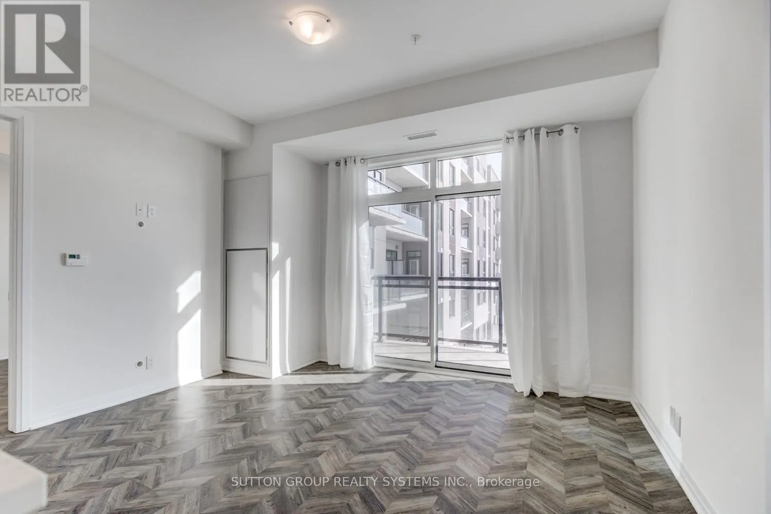 301 - 1105 LEGER WAY