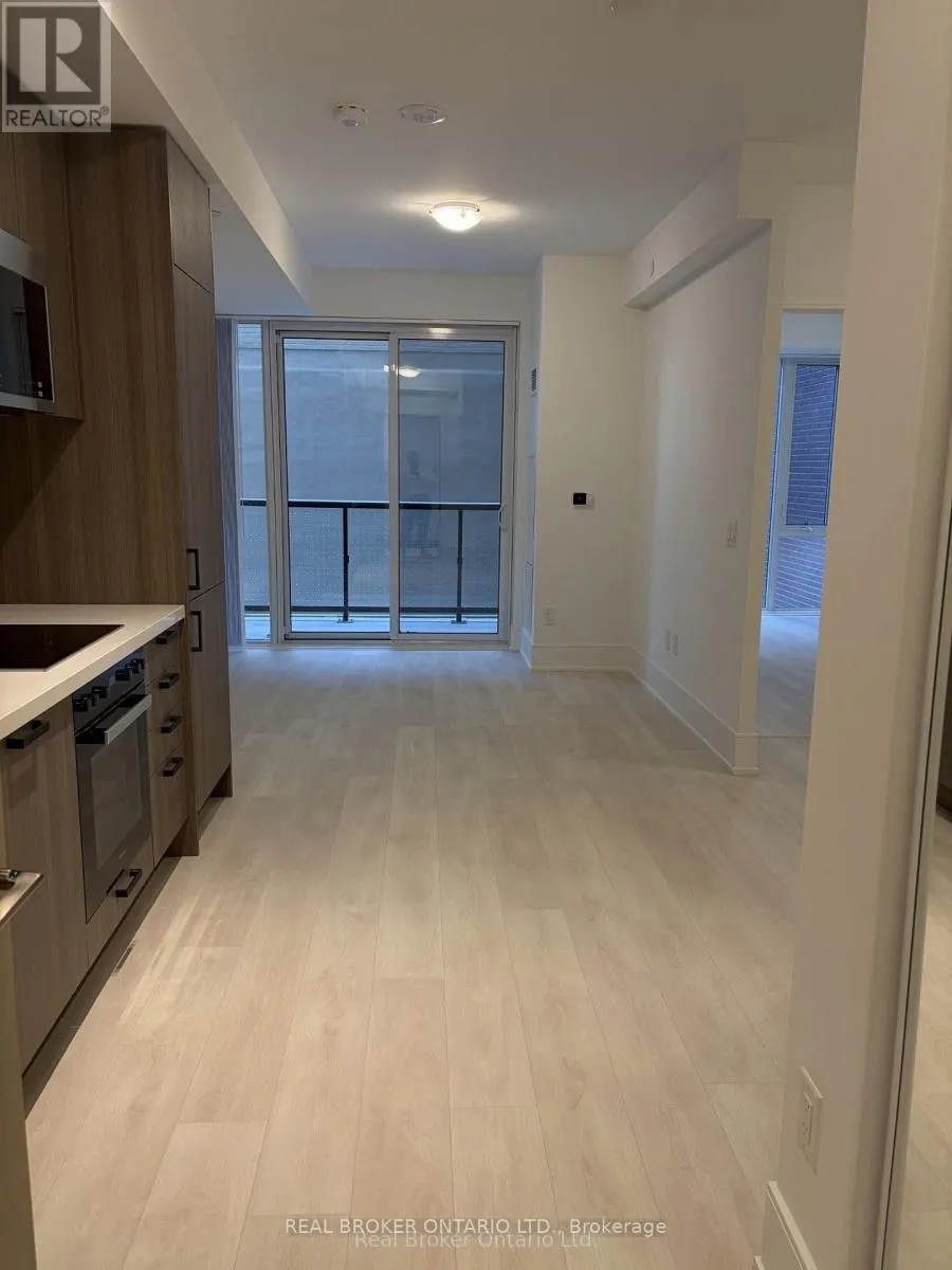 306 - 2450 BLOOR STREET W