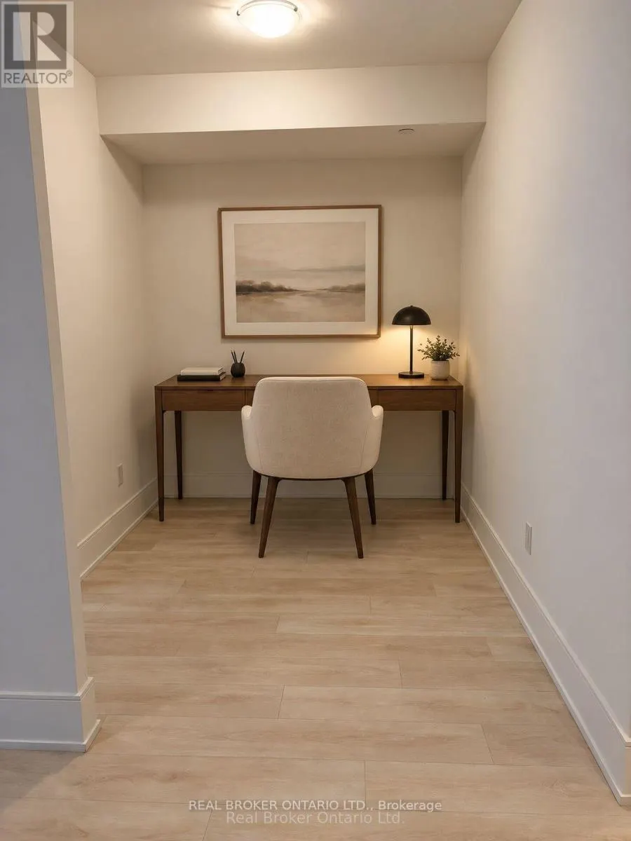 306 - 2450 BLOOR STREET W