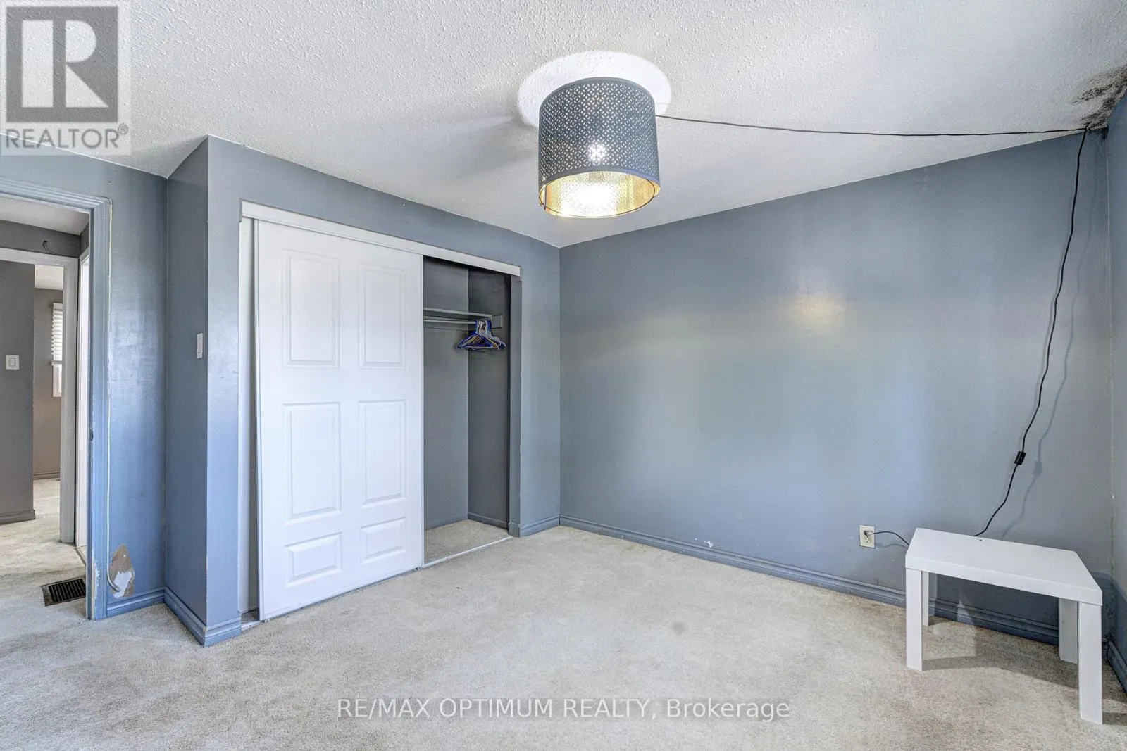 17 - 45 HANSEN ROAD N