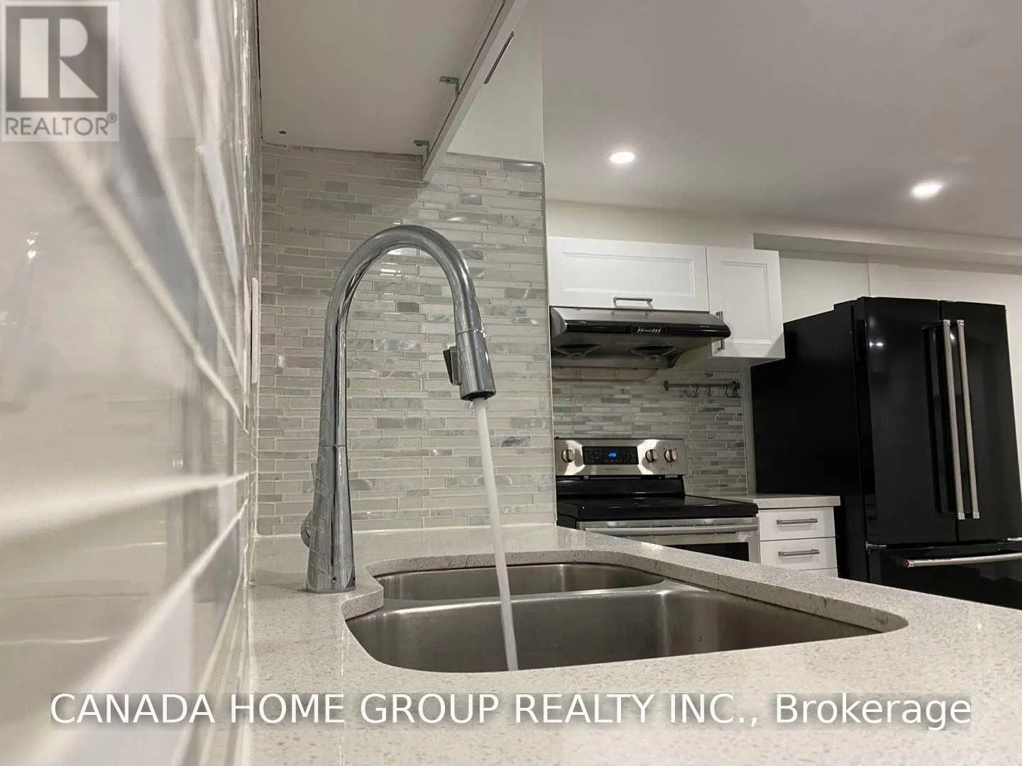 LOWER - 3251 VALCOURT CRESCENT