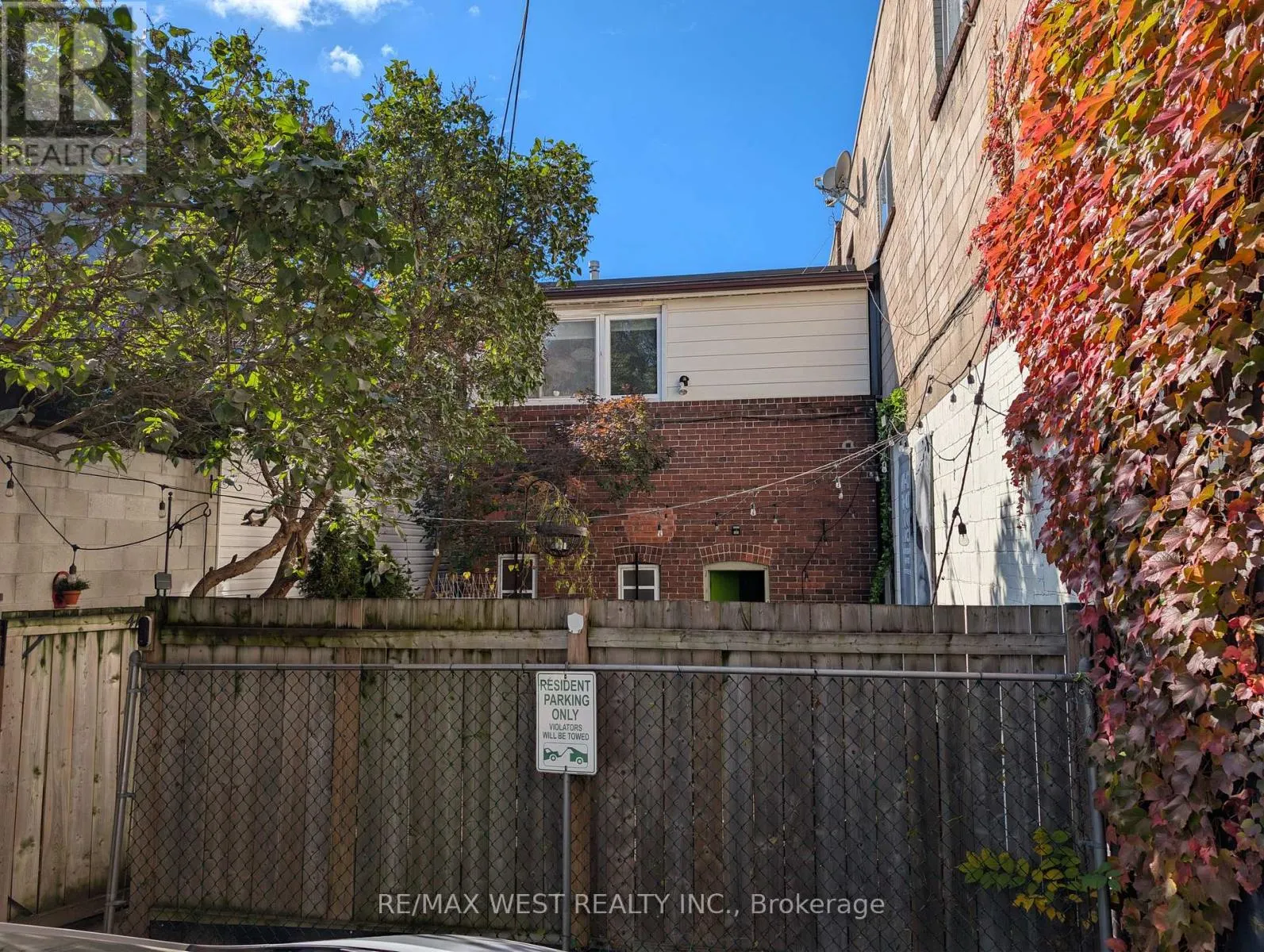 MAIN - 419 JANE STREET