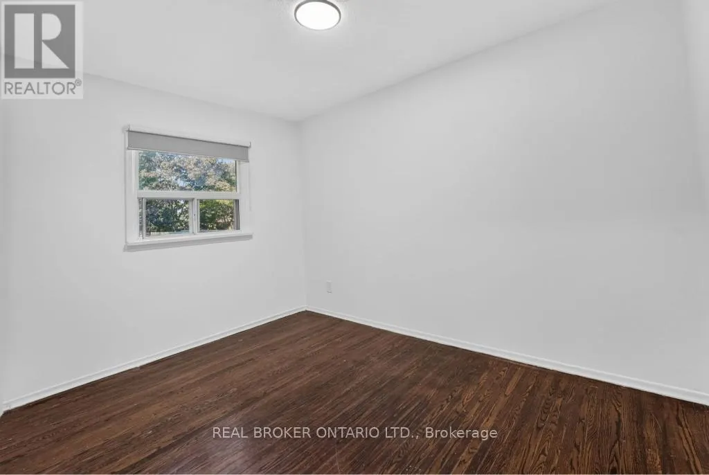 1024 ROOSEVELT ROAD