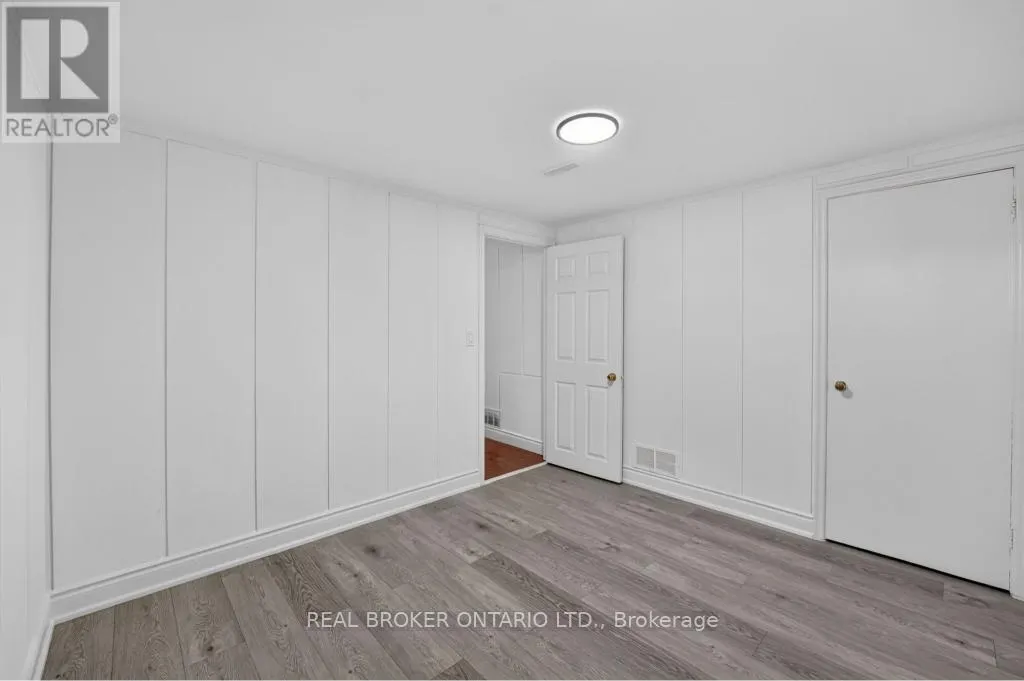 1024 ROOSEVELT ROAD