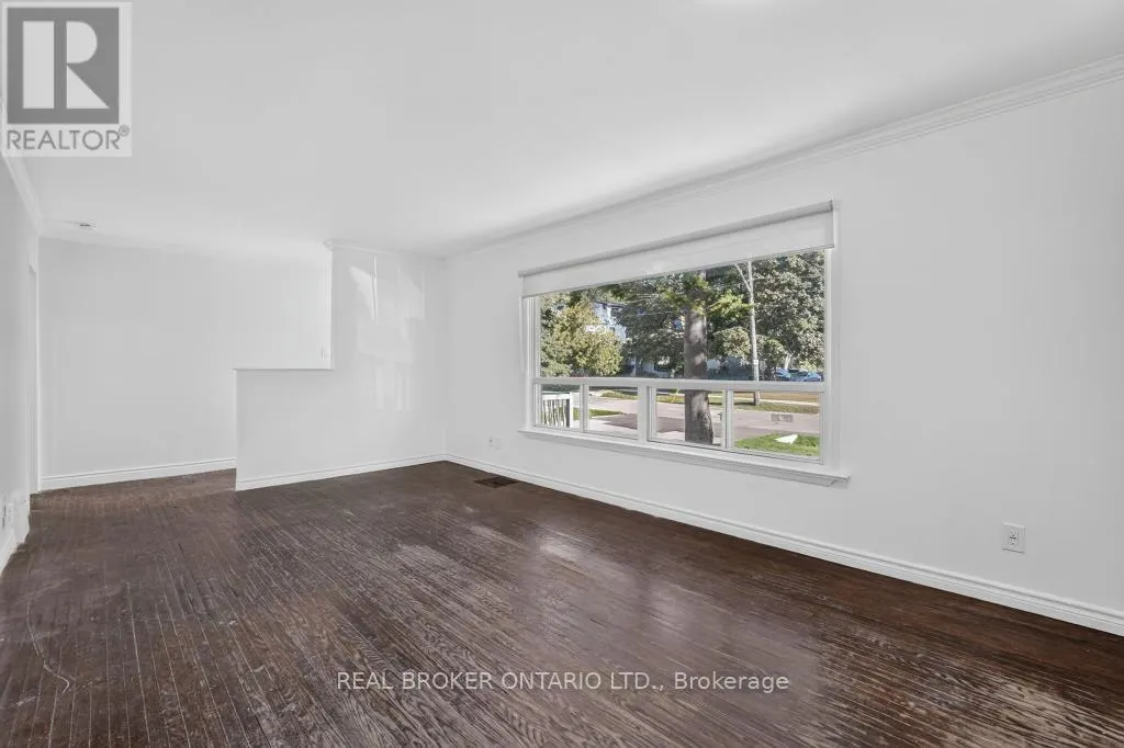 1024 ROOSEVELT ROAD