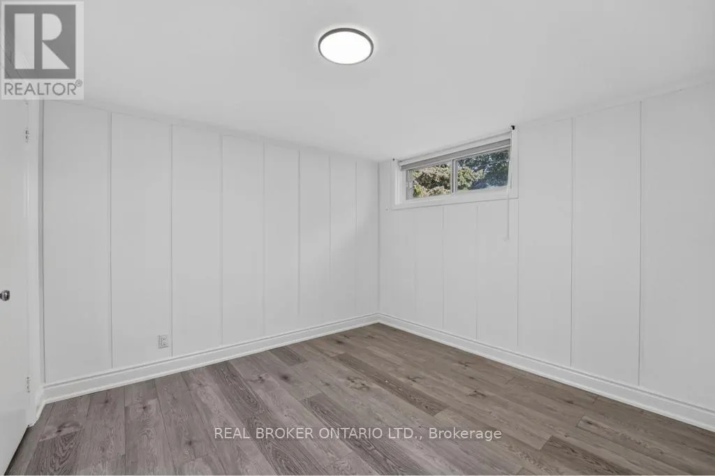 1024 ROOSEVELT ROAD