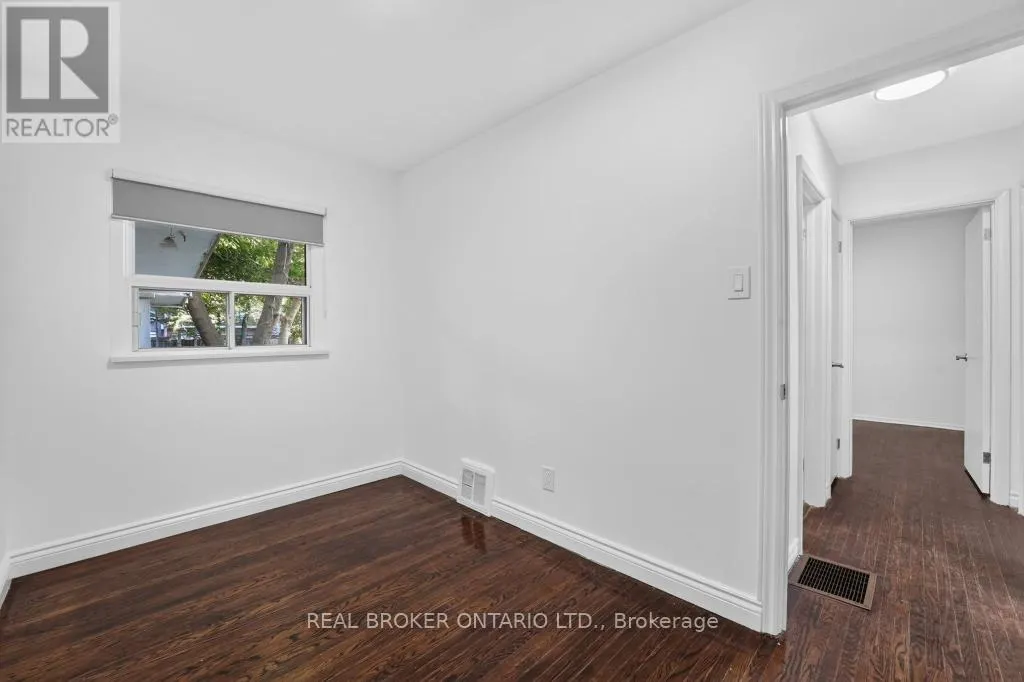1024 ROOSEVELT ROAD