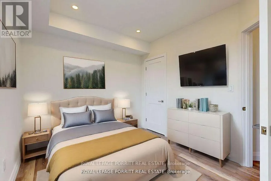 #1 - 254 ARMADALE AVENUE