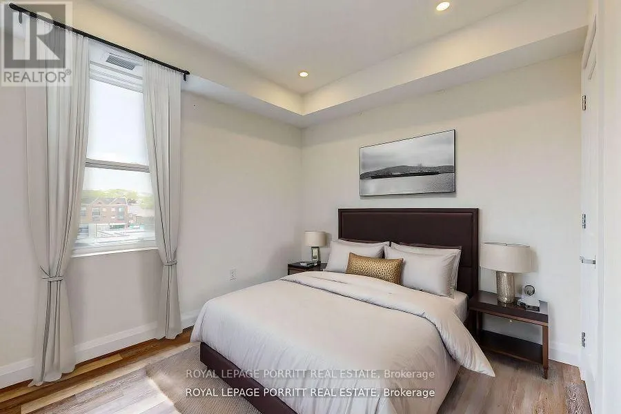 #1 - 254 ARMADALE AVENUE