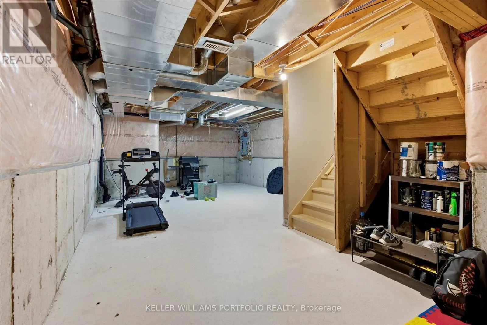 2153 MEADOWGLEN DRIVE