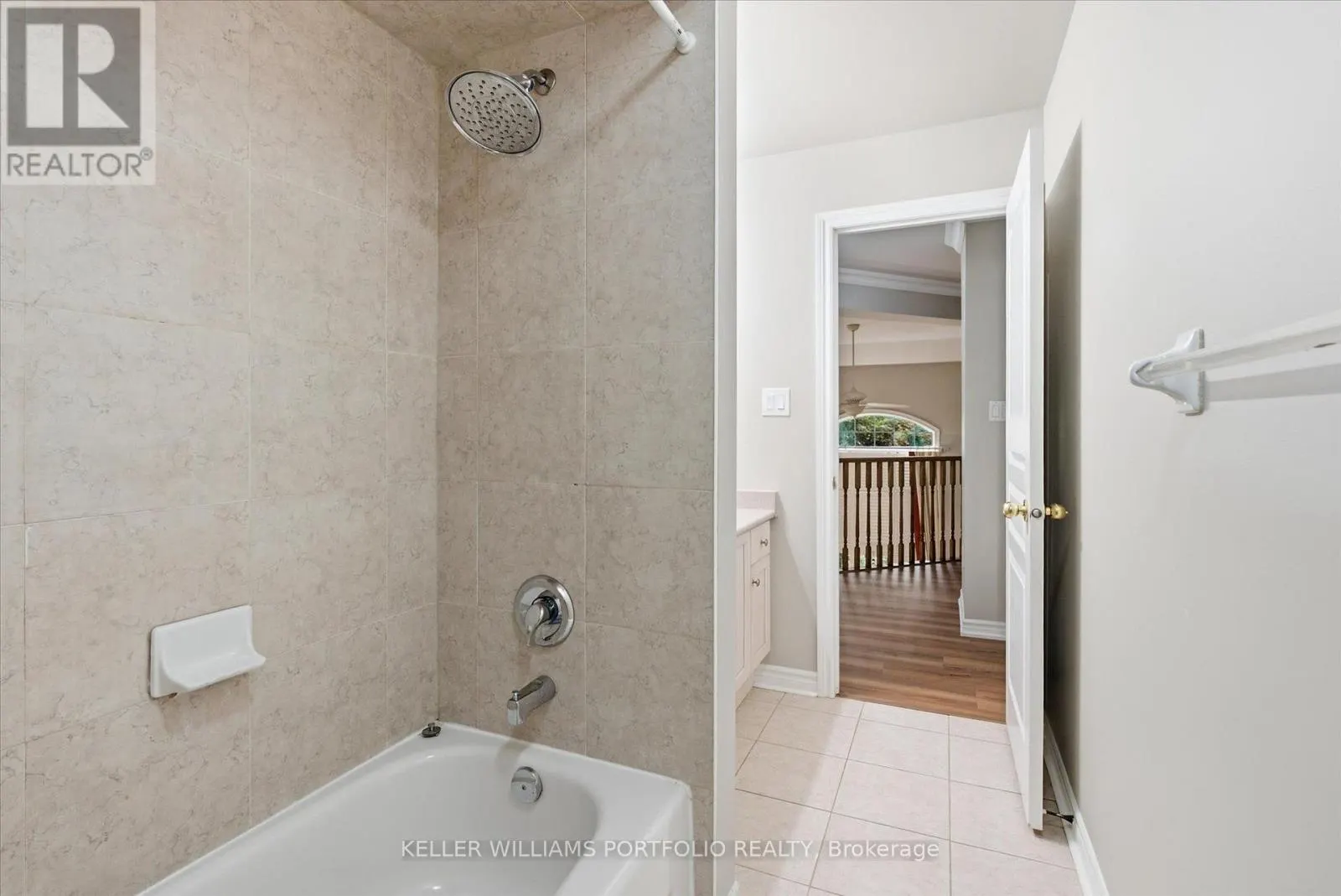 2153 MEADOWGLEN DRIVE