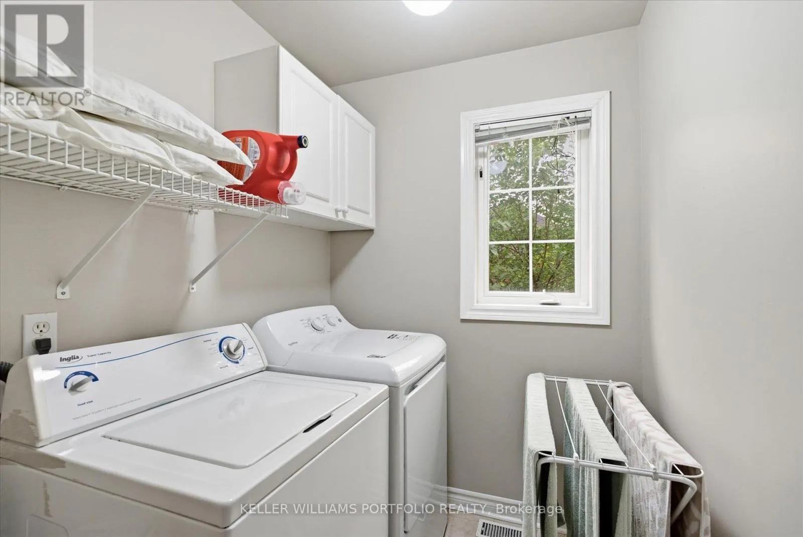 2153 MEADOWGLEN DRIVE
