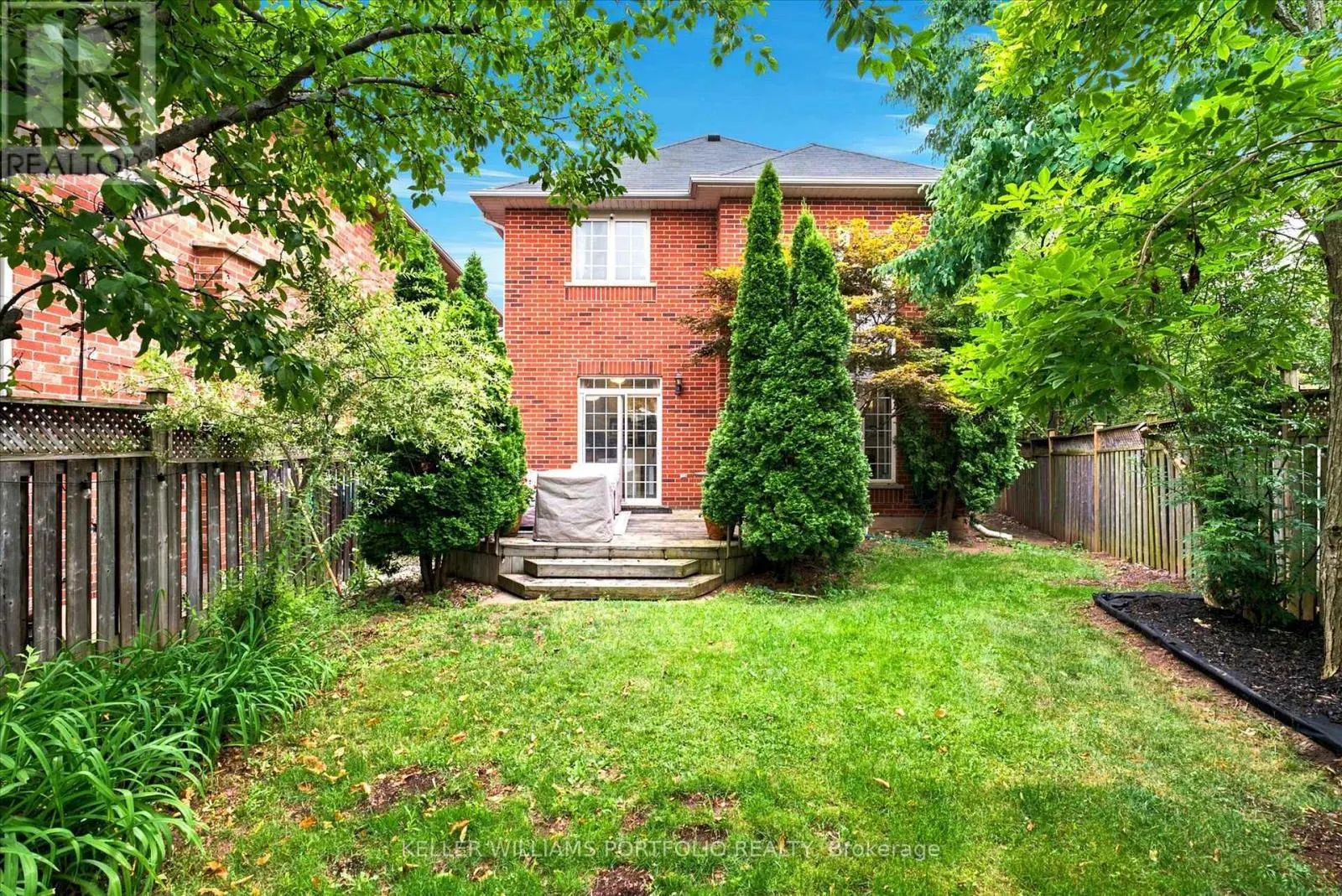2153 MEADOWGLEN DRIVE
