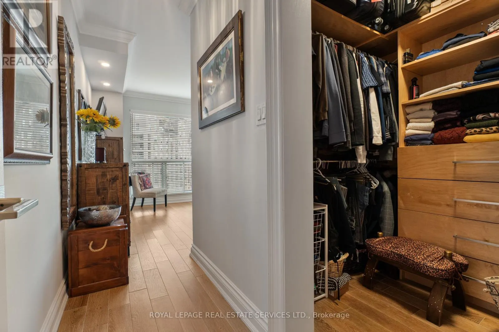 1304 - 2267 LAKE SHORE BOULEVARD W