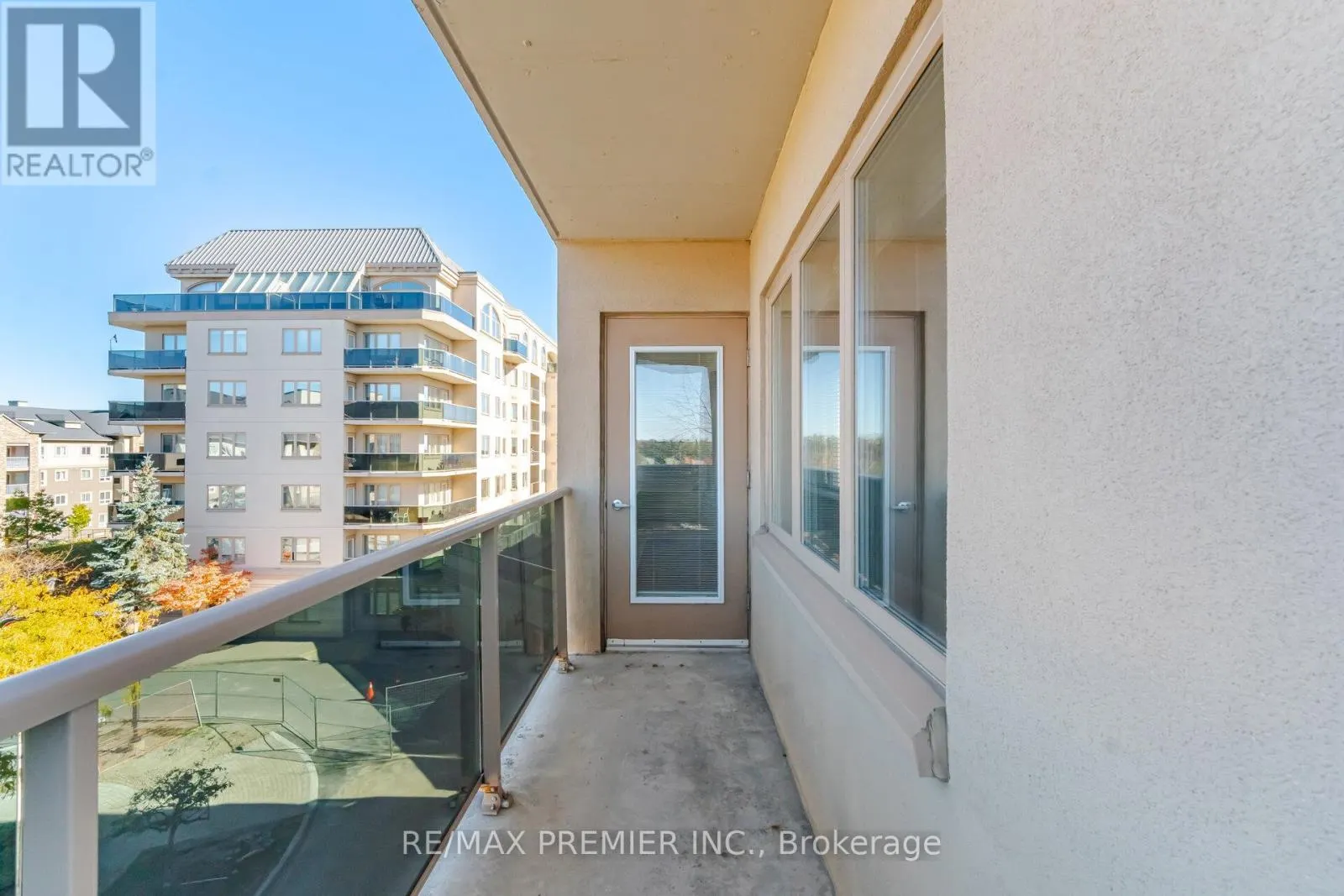 401 - 3 DAYSPRING CIRCLE