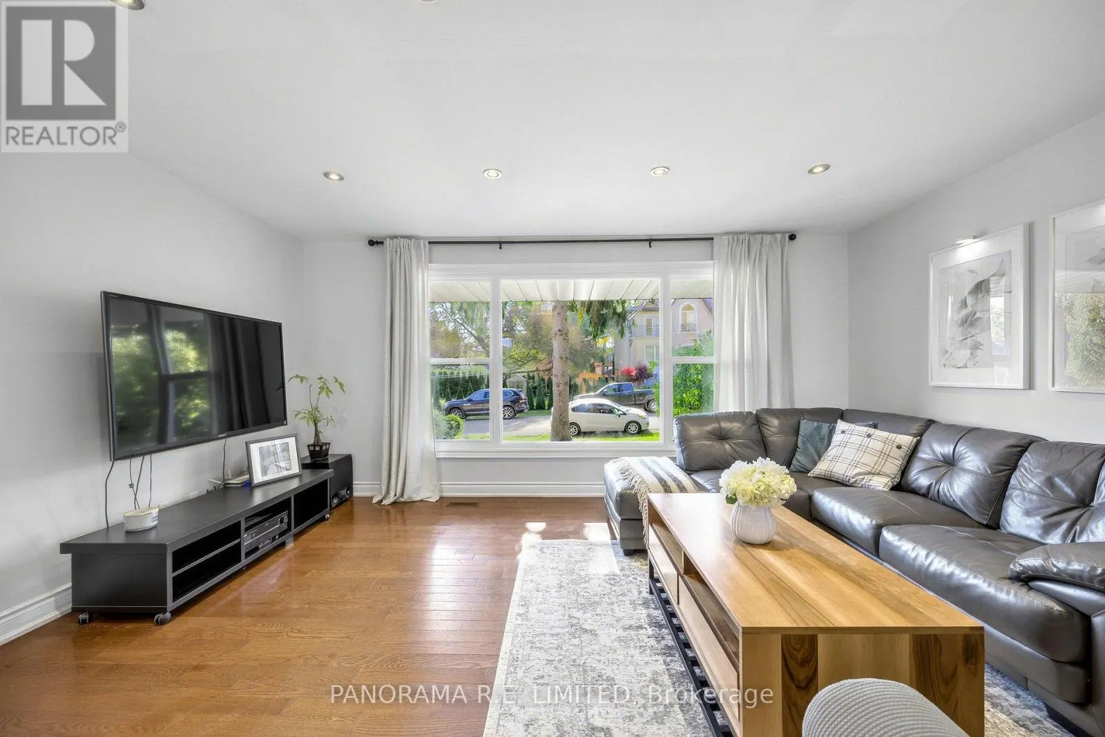 4 DONALBERT ROAD