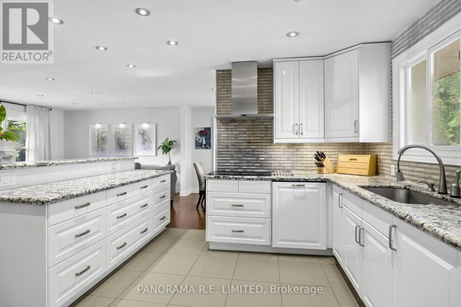 4 DONALBERT ROAD