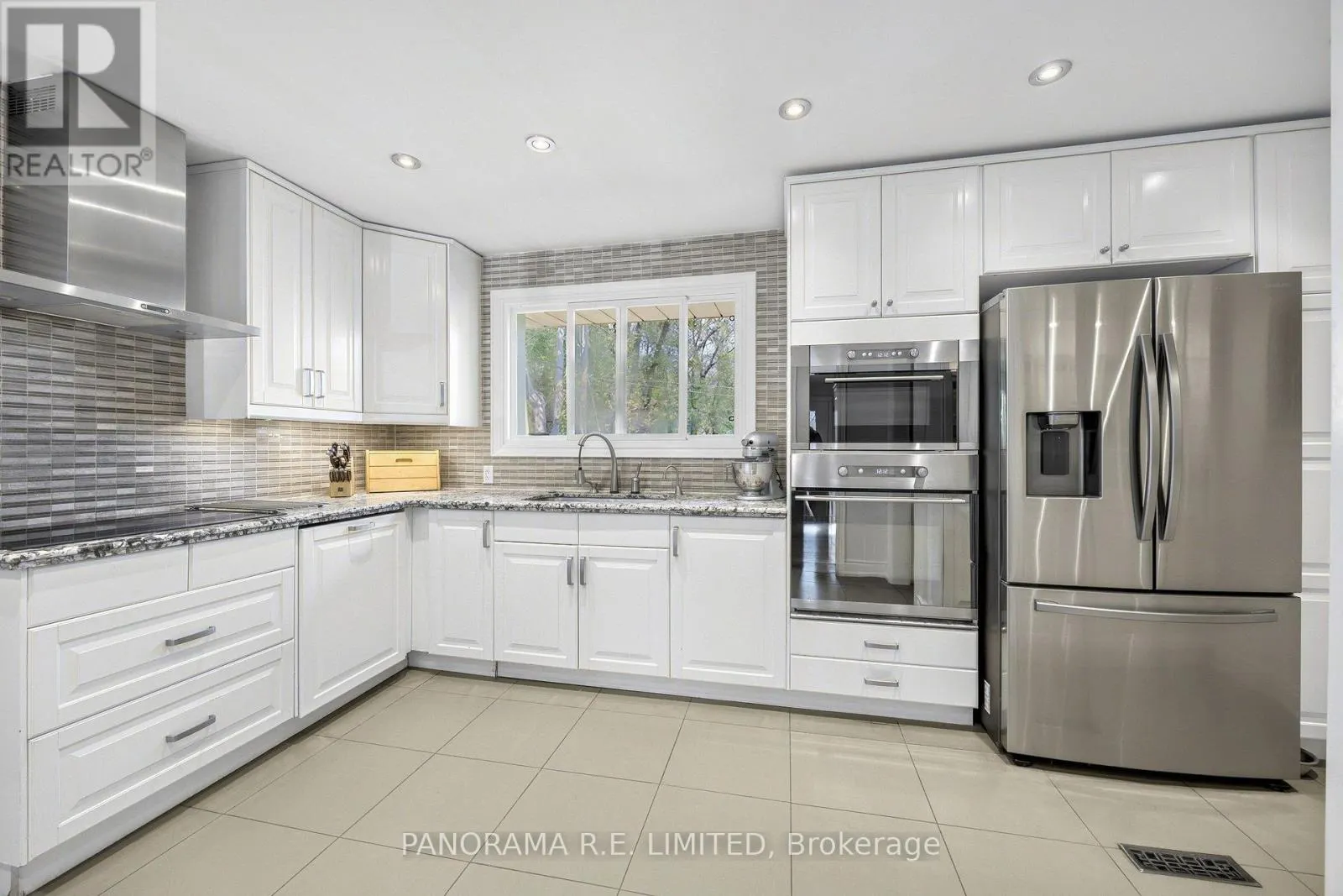 4 DONALBERT ROAD