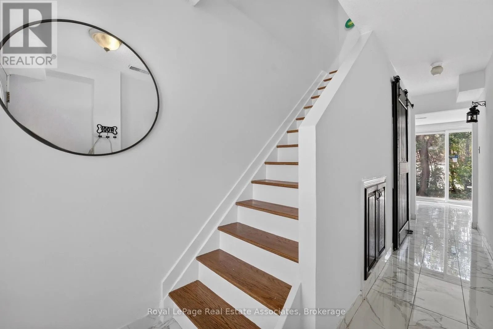 6 ELLERSLIE ROAD