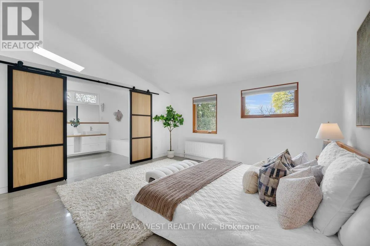 38 SMITHFIELD DRIVE