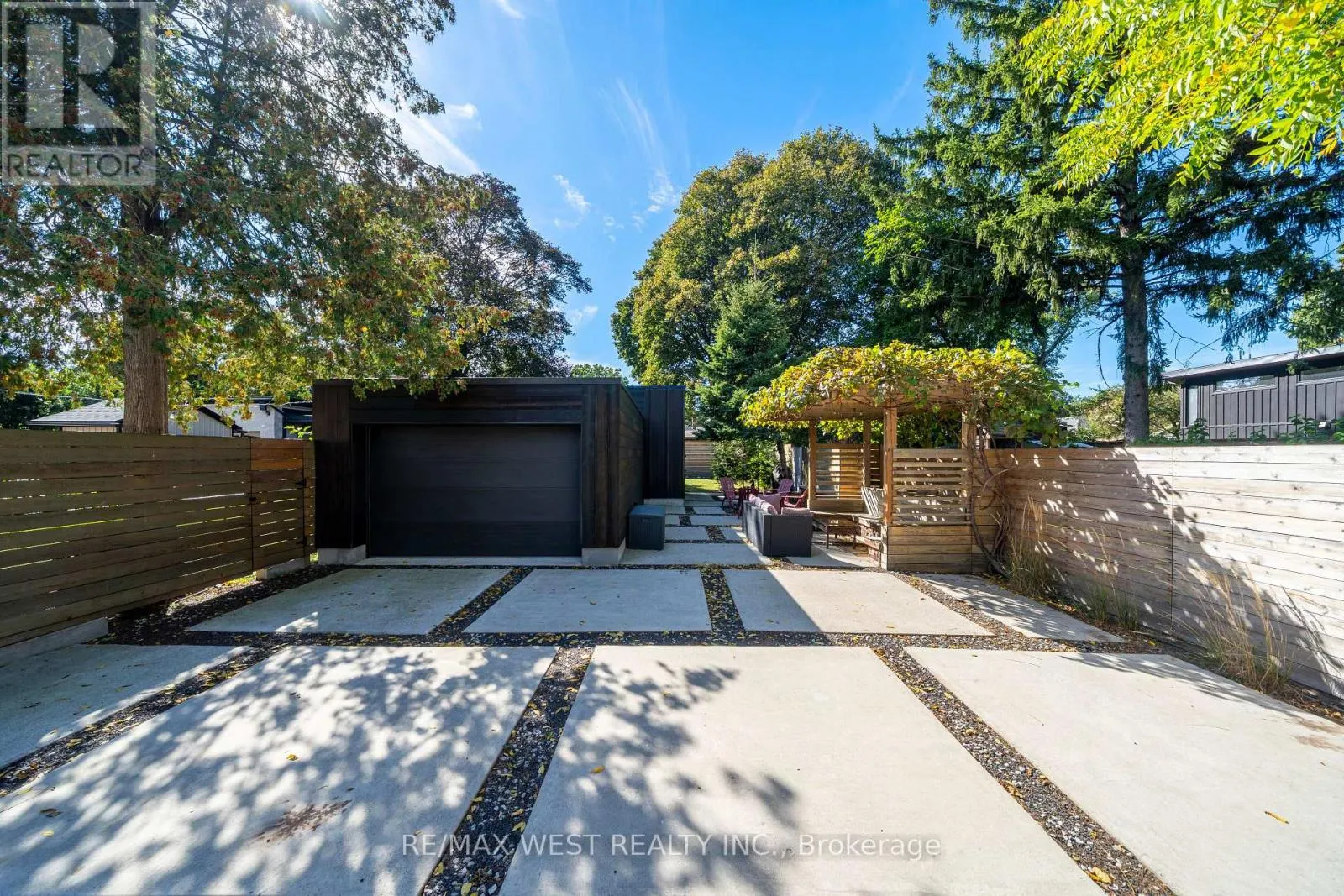 38 SMITHFIELD DRIVE