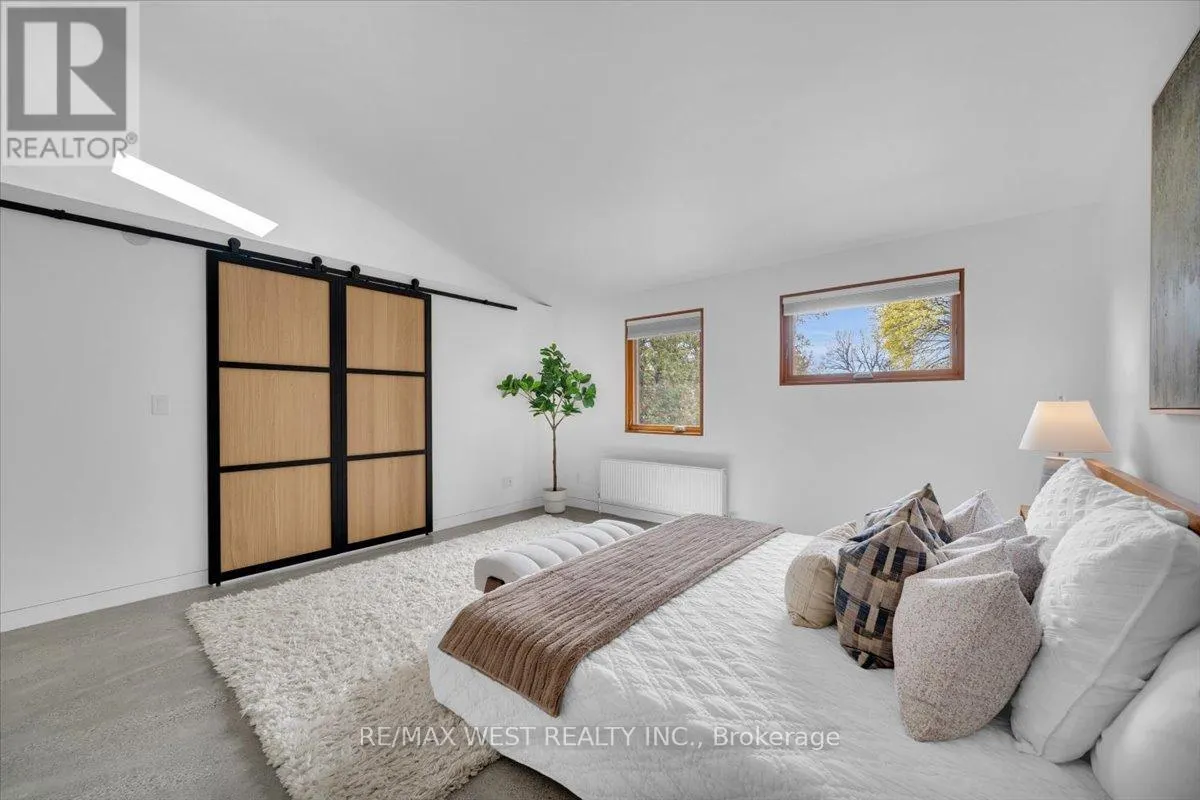 38 SMITHFIELD DRIVE