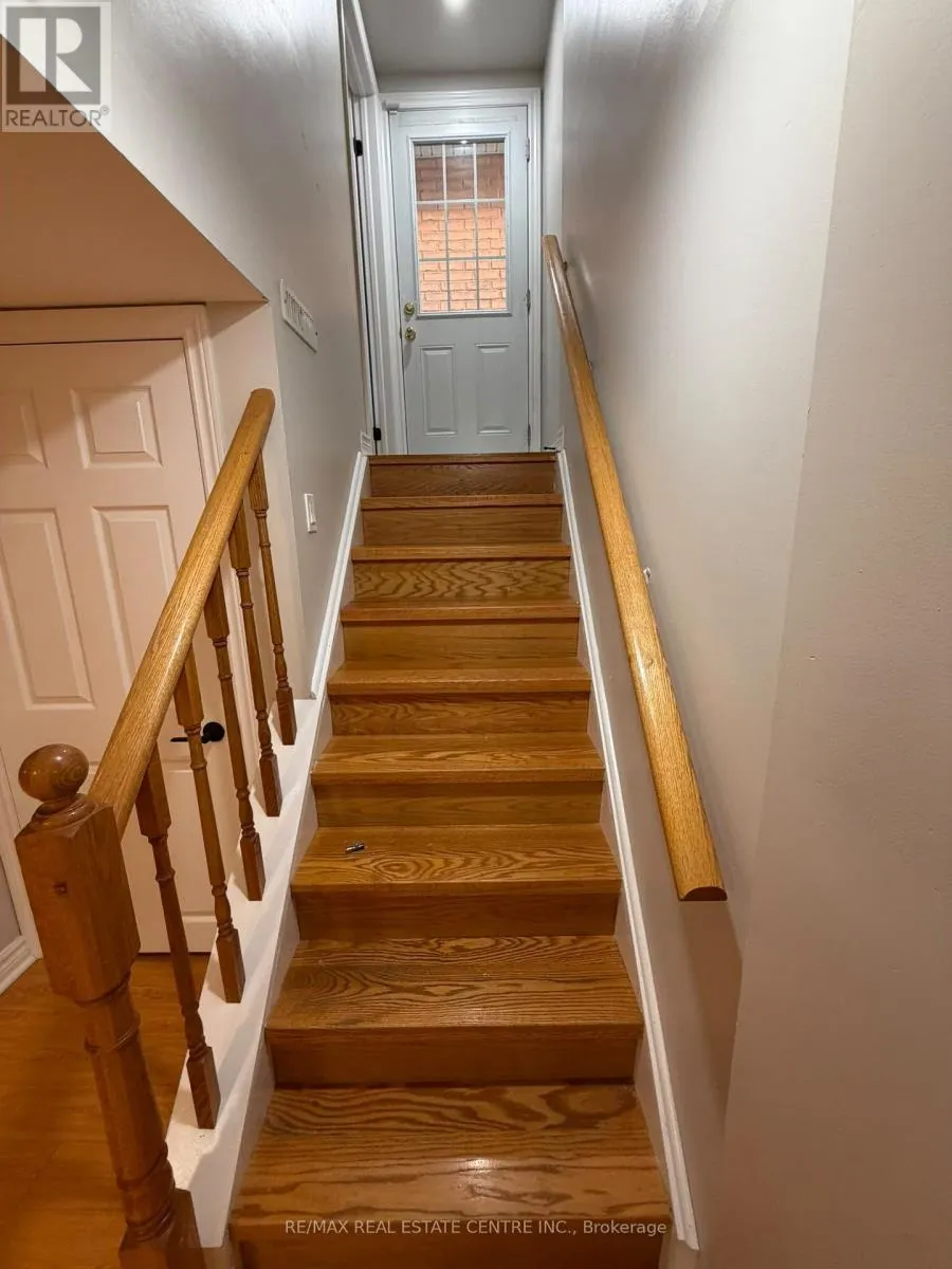 BASEMENT - 7448 VILLAGE WALK