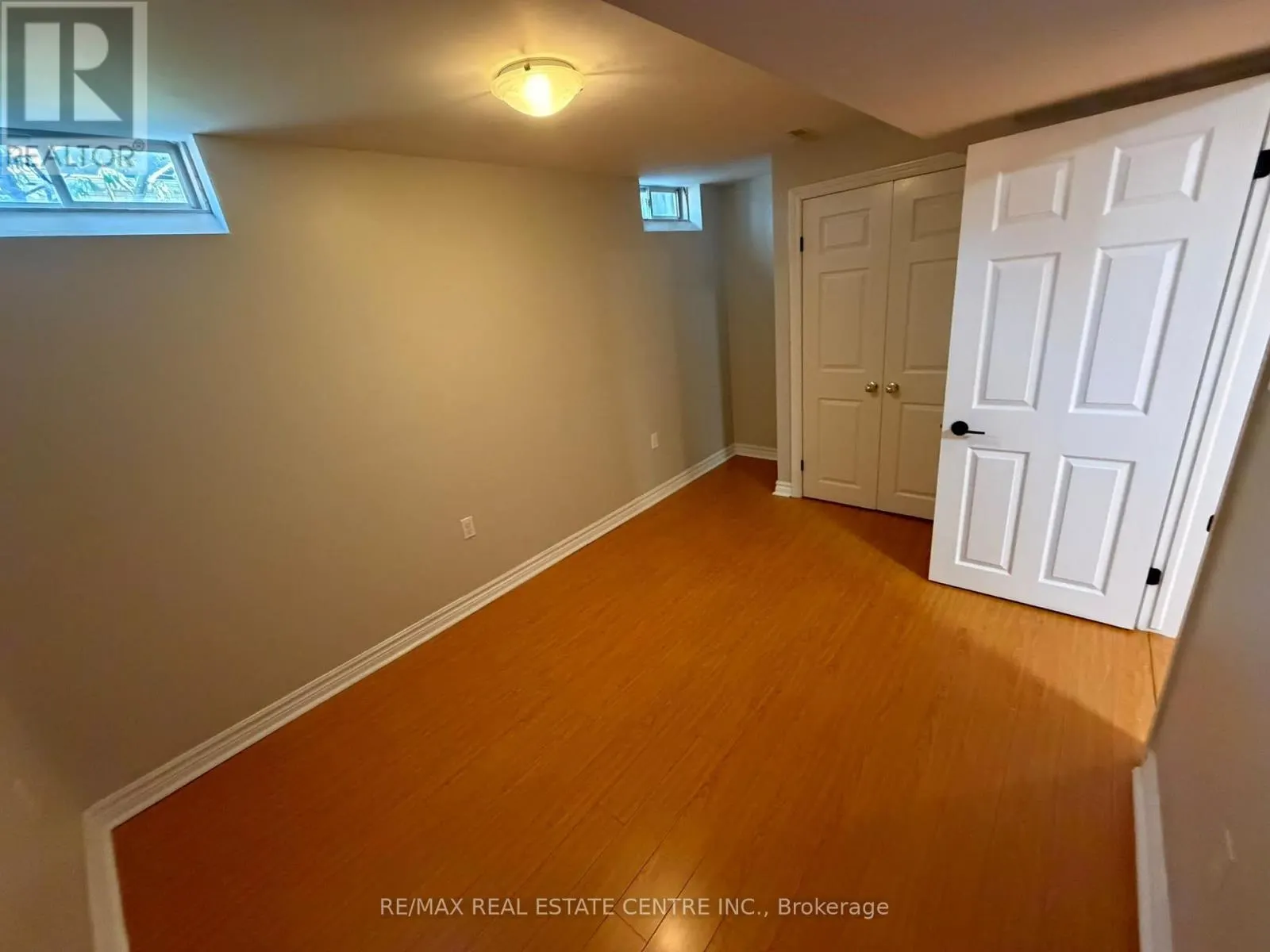 BASEMENT - 7448 VILLAGE WALK
