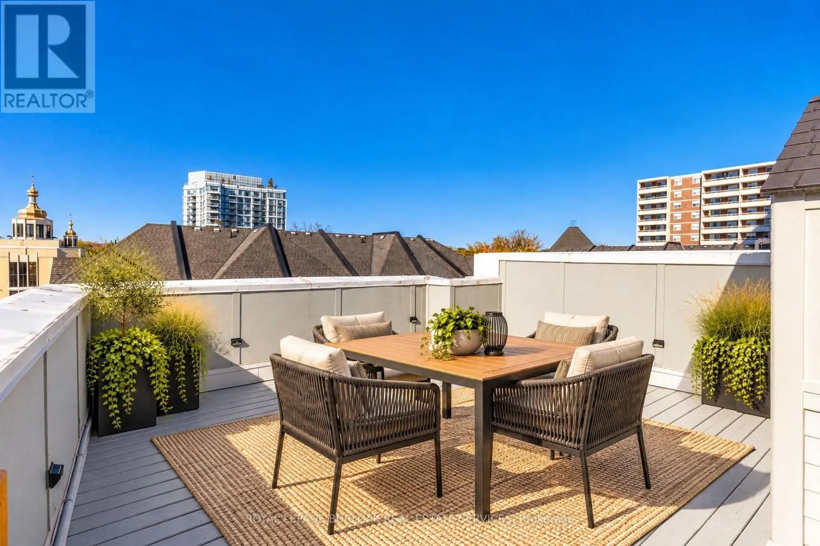 2090 BATES COMMON
