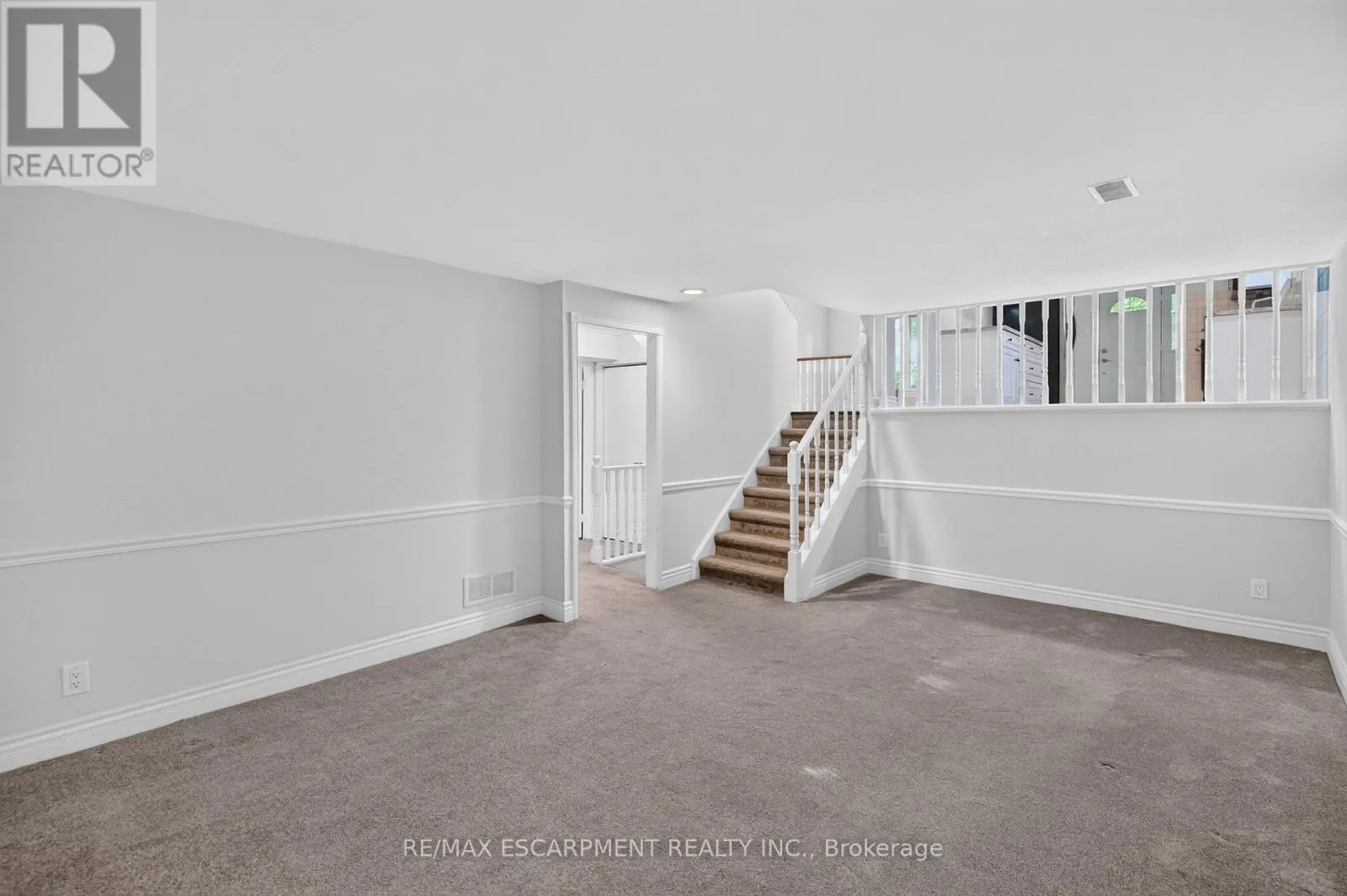 3401 ROCKWOOD DRIVE
