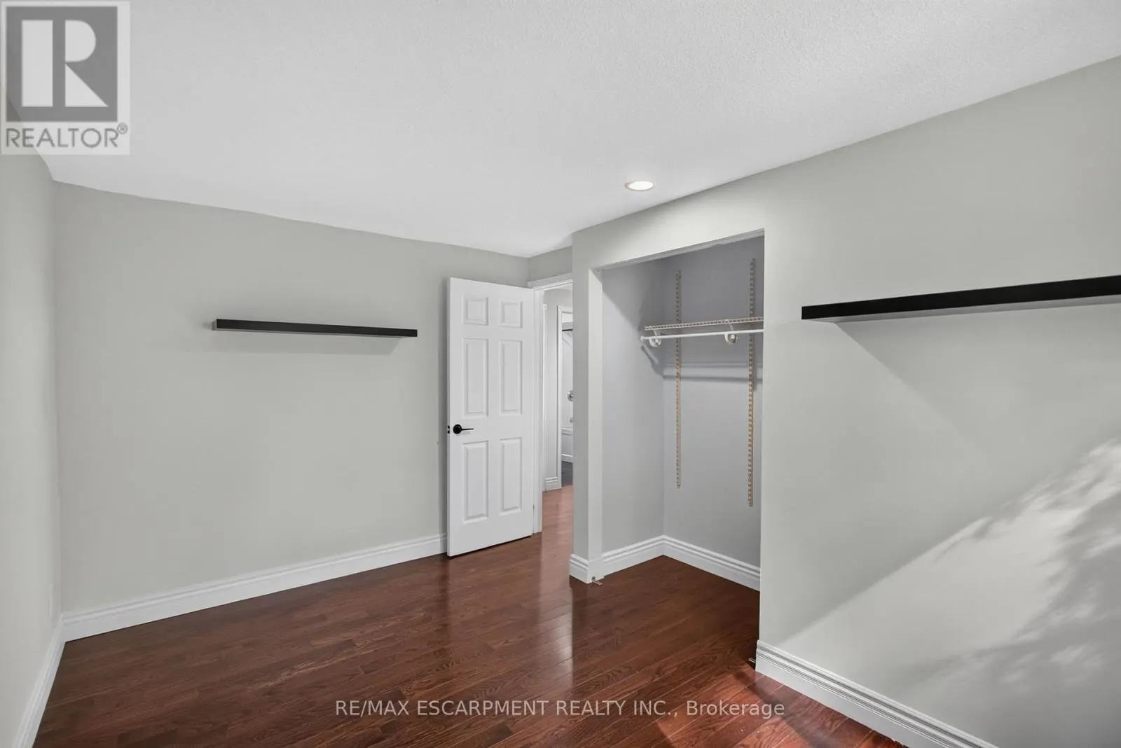 3401 ROCKWOOD DRIVE