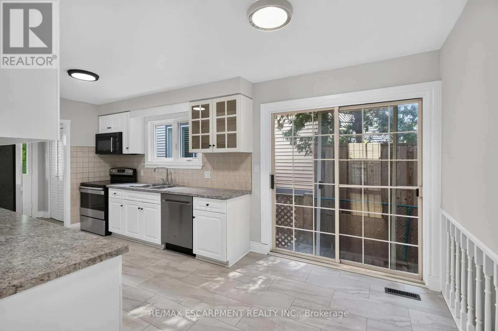 3401 ROCKWOOD DRIVE