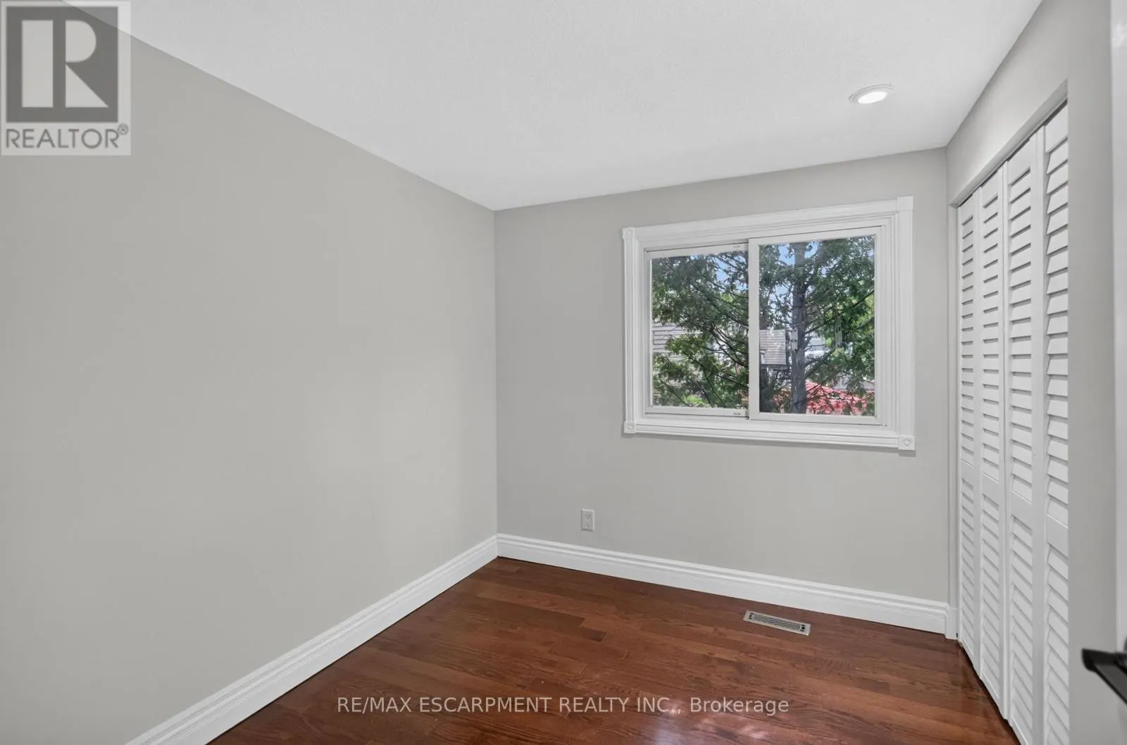 3401 ROCKWOOD DRIVE