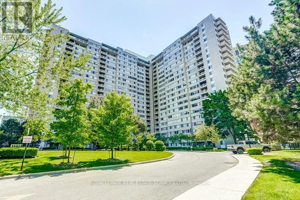 402 - 3590 KANEFF CRESCENT