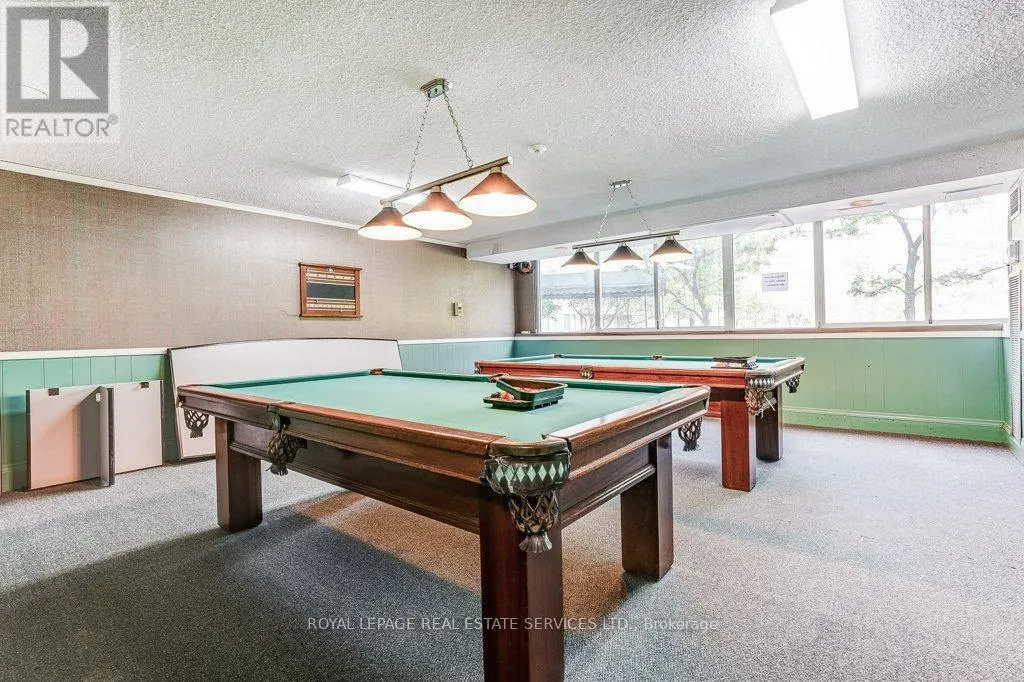 402 - 3590 KANEFF CRESCENT