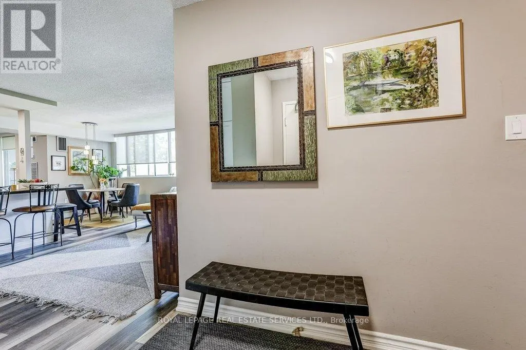 402 - 3590 KANEFF CRESCENT