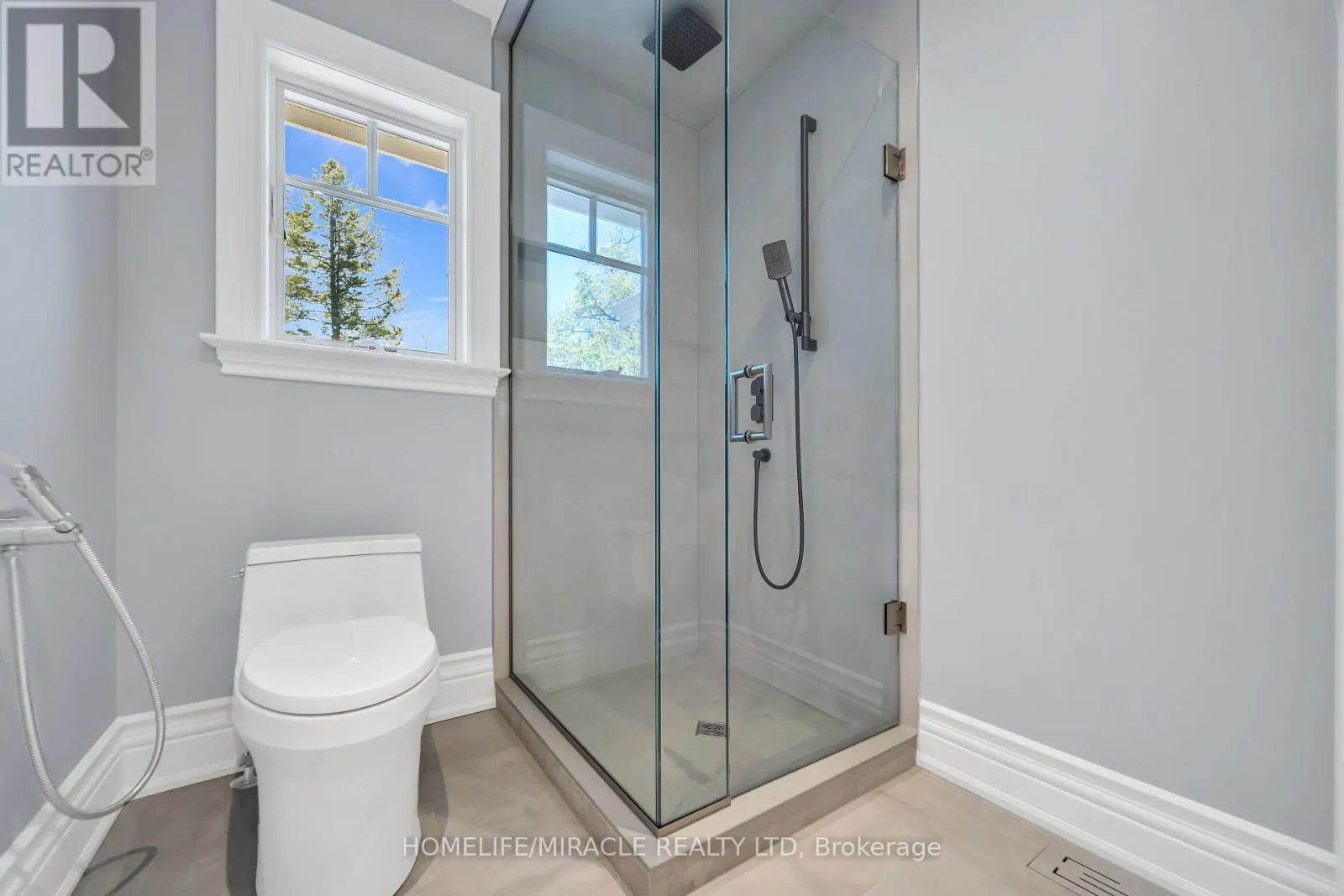 271 OAKHILL ROAD