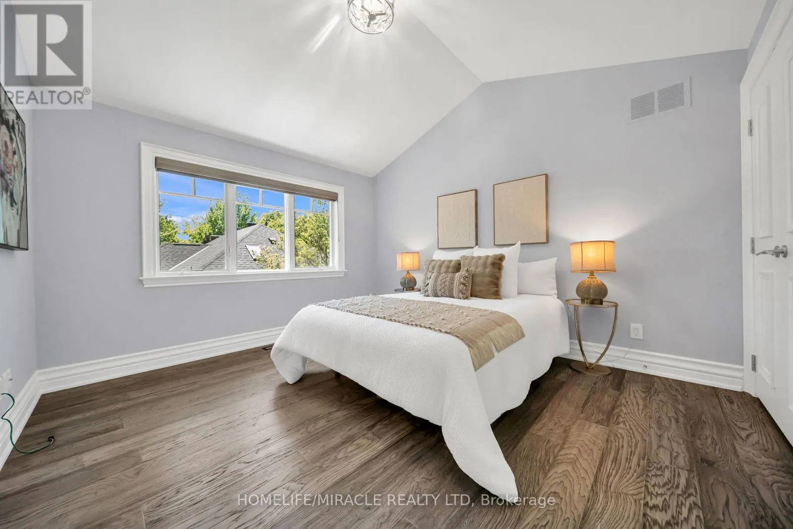 271 OAKHILL ROAD