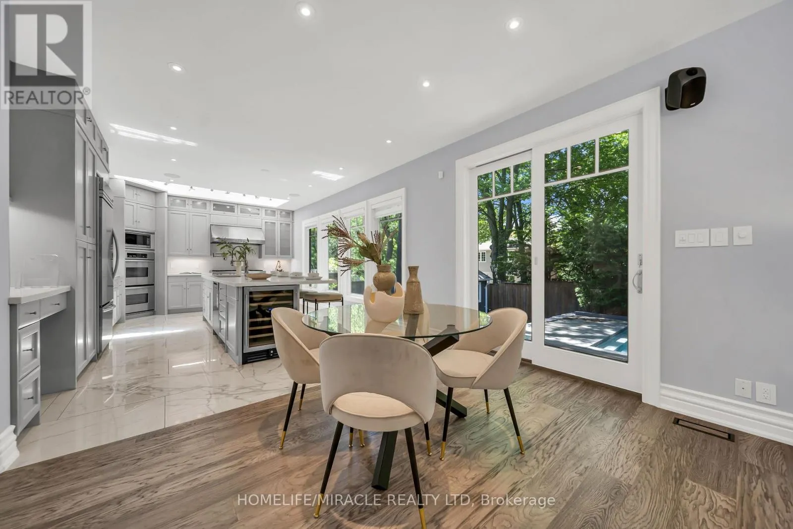 271 OAKHILL ROAD