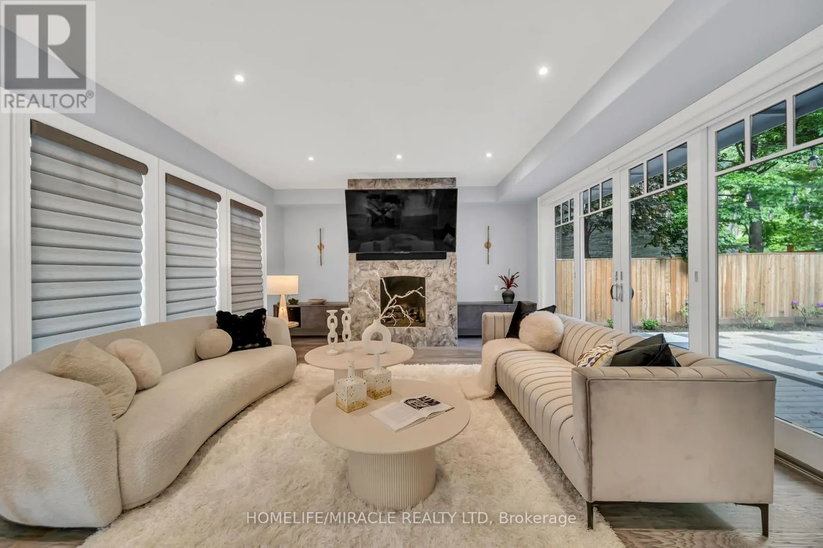 271 OAKHILL ROAD